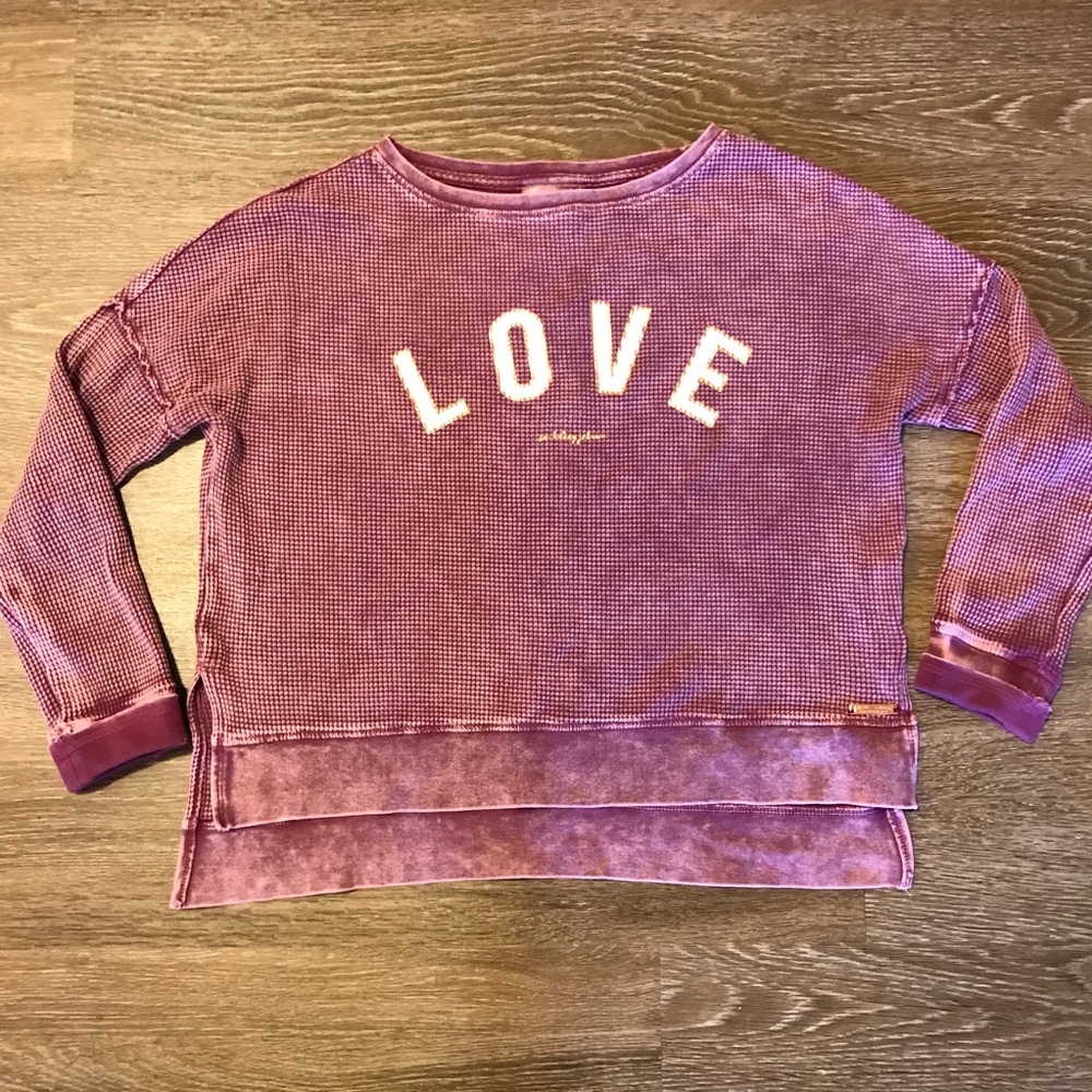 Small burgundy Betsy Johnson Performance top